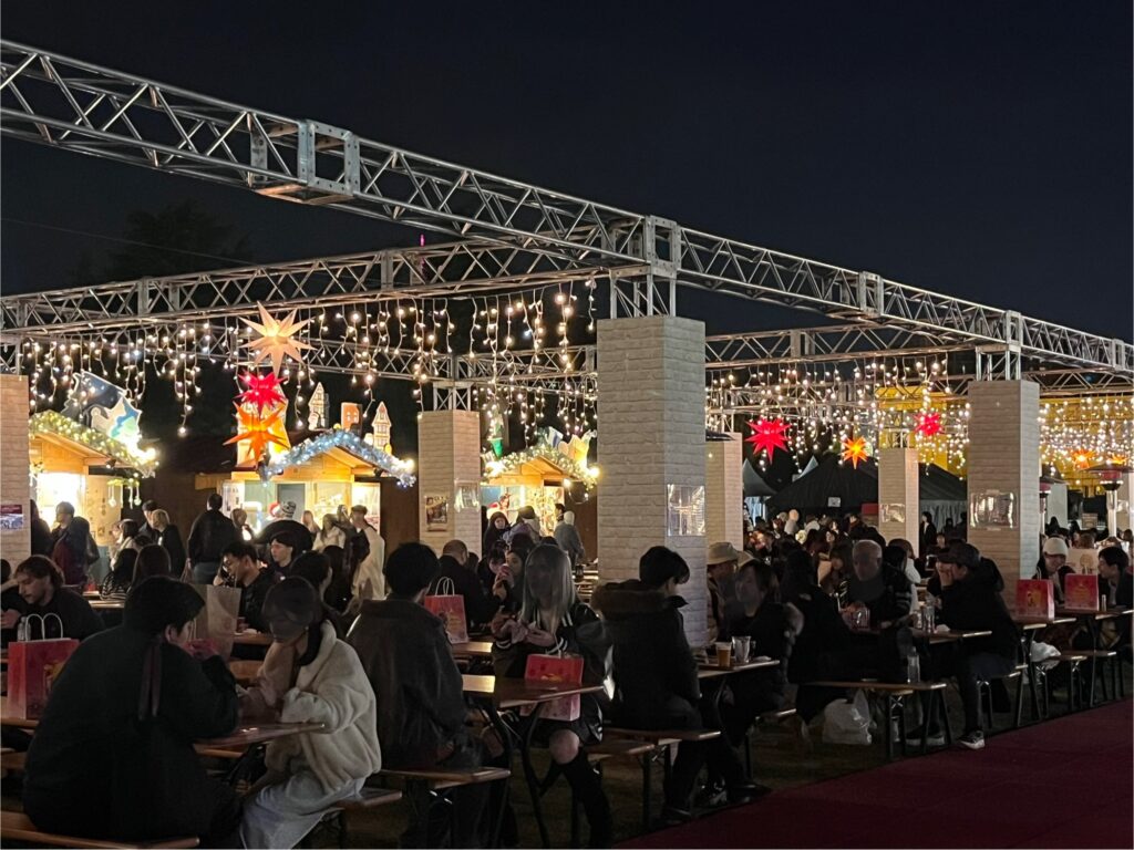 クリスマスマーケット
テーブル